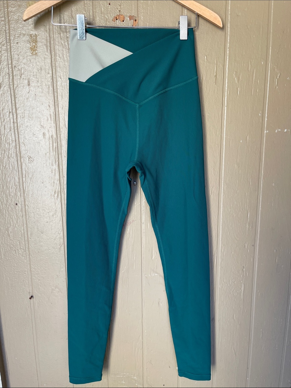 Wilo The Label Leggings in green Size XS